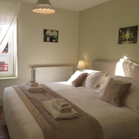 Chambres D'Hotes Cascarot Lechatelet ภายนอก รูปภาพ