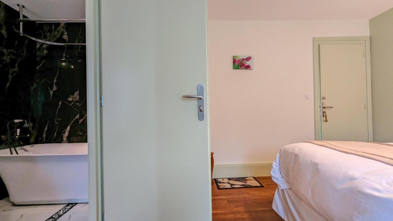 Chambres D'Hotes Cascarot Lechatelet ภายนอก รูปภาพ