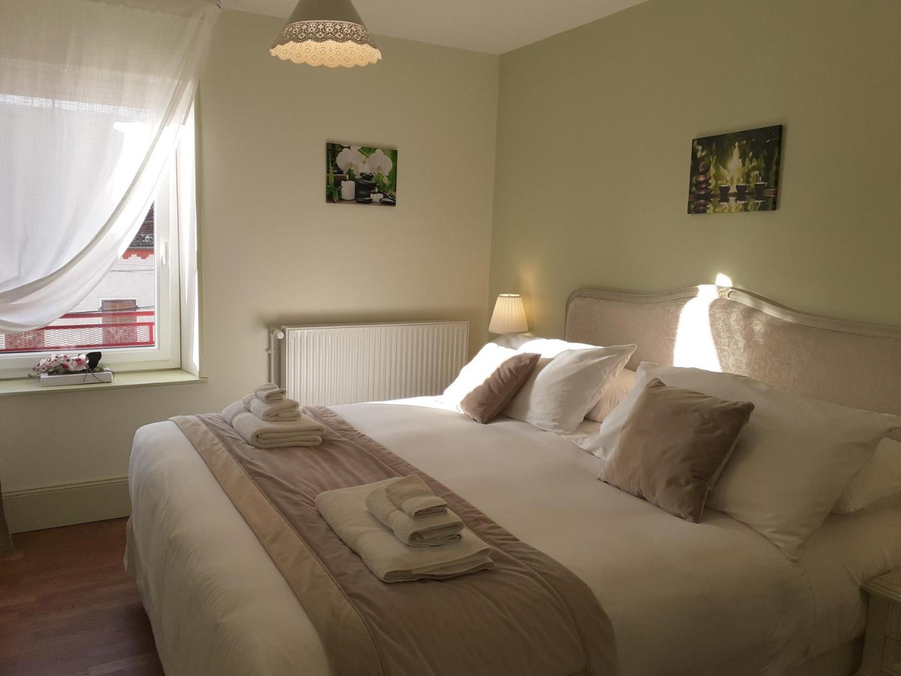 Chambres D'Hotes Cascarot Lechatelet ภายนอก รูปภาพ